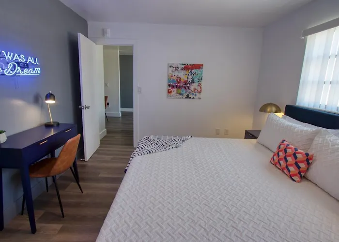 23 Palms Suites - Midtown Wynwood